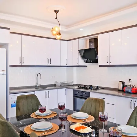 Hotel Muzi 2 *
